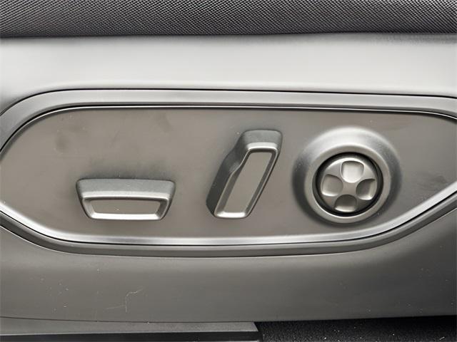 new 2025 Jeep Grand Cherokee L car, priced at $40,347