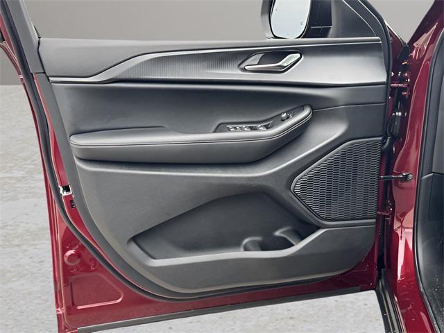 new 2025 Jeep Grand Cherokee L car, priced at $40,347