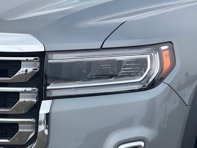 used 2023 GMC Acadia car, priced at $28,213