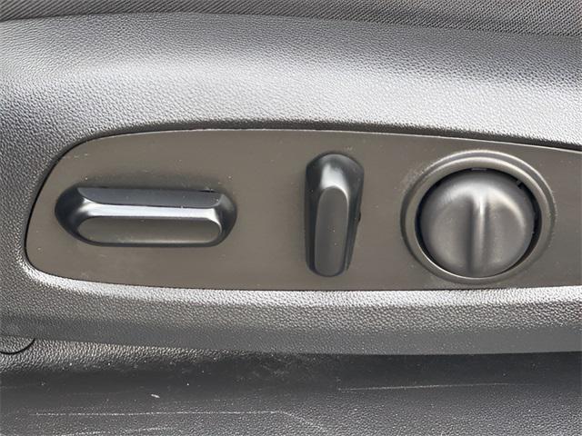 used 2023 GMC Acadia car, priced at $28,999