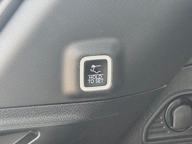 used 2024 Jeep Grand Cherokee car, priced at $36,594