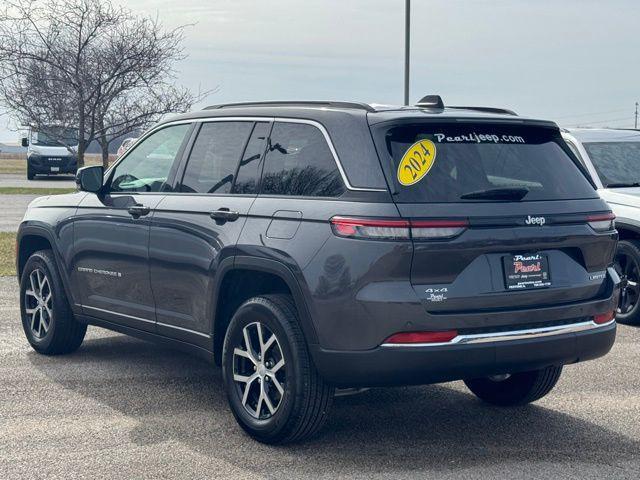 used 2024 Jeep Grand Cherokee car, priced at $36,594