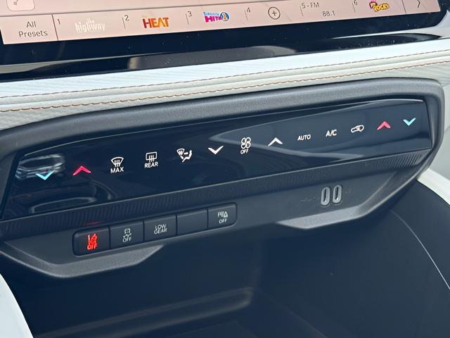 new 2026 Jeep Cherokee car, priced at $42,160