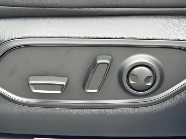 new 2026 Jeep Cherokee car, priced at $38,260