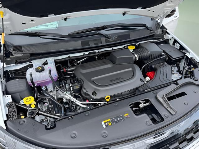 new 2027 Chrysler Pacifica car, priced at $49,195