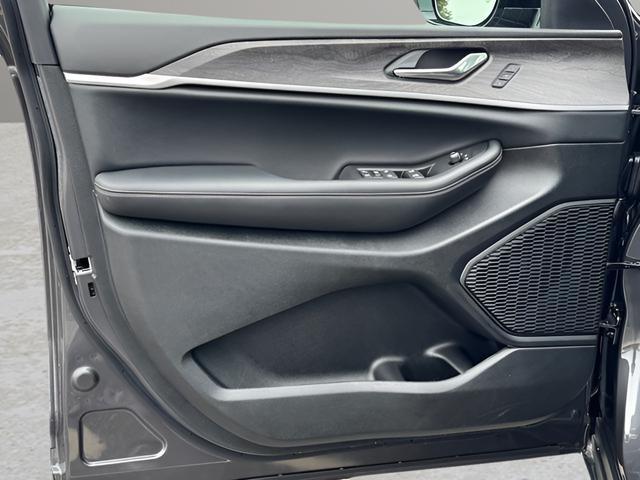 new 2025 Jeep Grand Cherokee L car, priced at $48,507