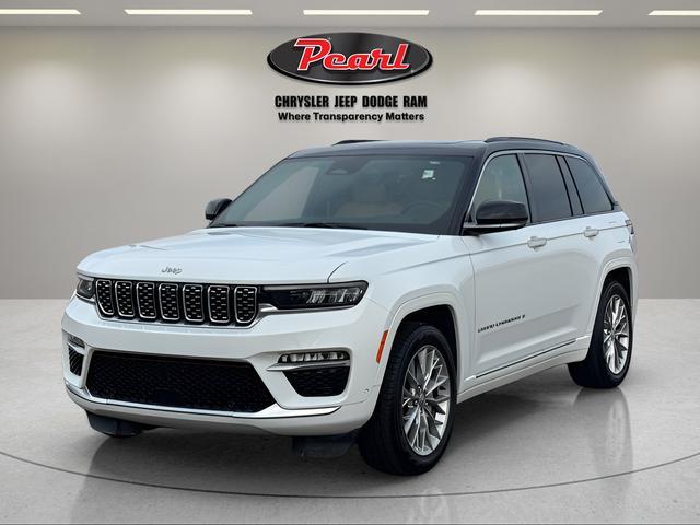 used 2025 Jeep Grand Cherokee car, priced at $49,999