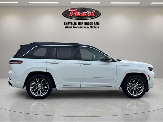 used 2025 Jeep Grand Cherokee car, priced at $49,999