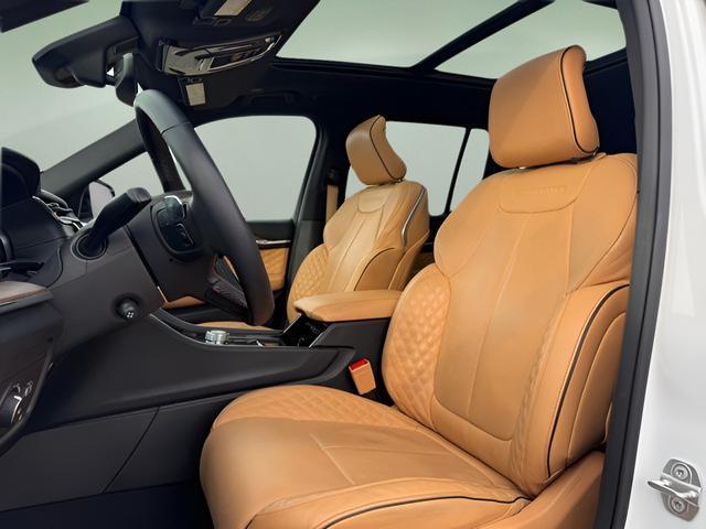 used 2025 Jeep Grand Cherokee car, priced at $49,999