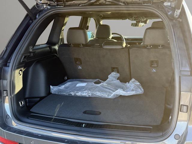 new 2026 Jeep Grand Cherokee car, priced at $48,212