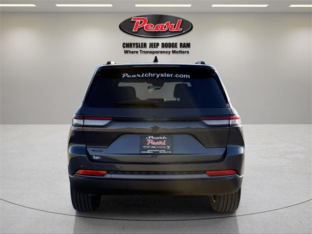new 2026 Jeep Grand Cherokee car, priced at $48,212