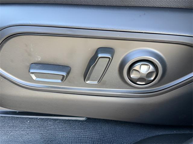 new 2026 Jeep Grand Cherokee car, priced at $48,212