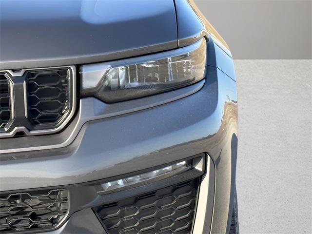 new 2026 Jeep Grand Cherokee car, priced at $48,212