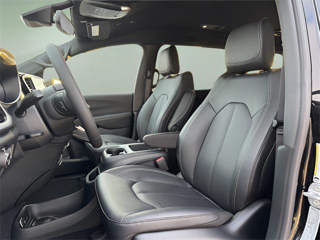 new 2026 Chrysler Pacifica car, priced at $41,298