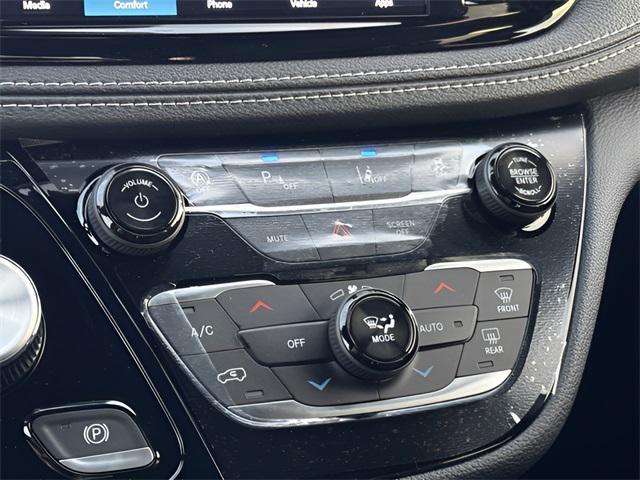 new 2026 Chrysler Pacifica car, priced at $41,298