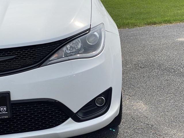 used 2020 Chrysler Pacifica car, priced at $18,999