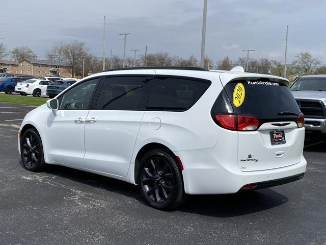 used 2020 Chrysler Pacifica car, priced at $18,999