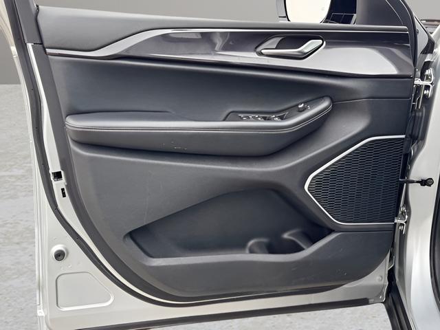 used 2021 Jeep Grand Cherokee L car, priced at $24,487