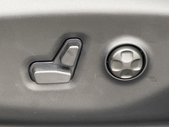 new 2026 Chrysler Pacifica car, priced at $41,729