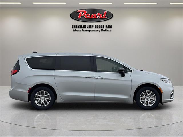 new 2026 Chrysler Pacifica car, priced at $41,729