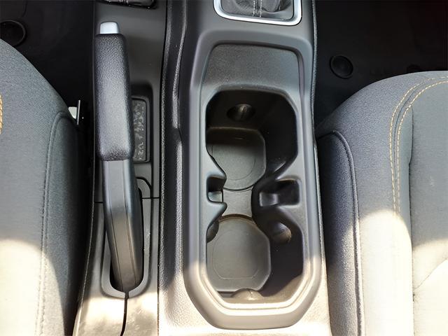 Silver Zynith Clearcoat 2024 Jeep Wrangler Willys