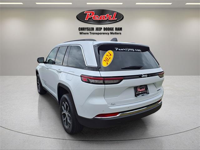 used 2024 Jeep Grand Cherokee car, priced at $29,987