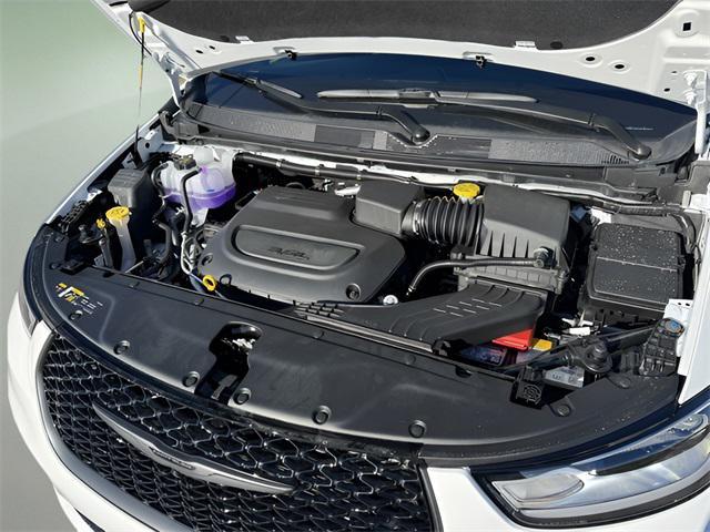 new 2026 Chrysler Pacifica car, priced at $43,116