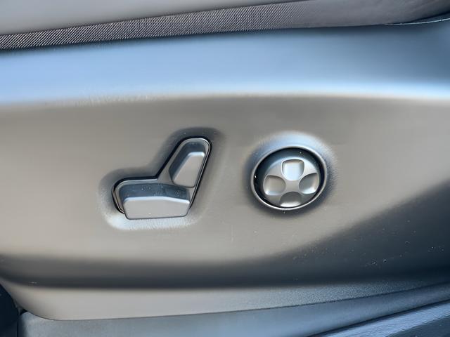 new 2026 Chrysler Pacifica car, priced at $41,816