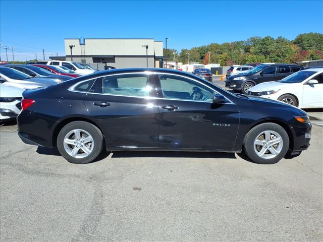 used 2024 Chevrolet Malibu car