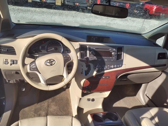 used 2012 Toyota Sienna car