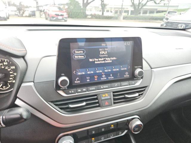 used 2023 Nissan Altima car, priced at $20,918