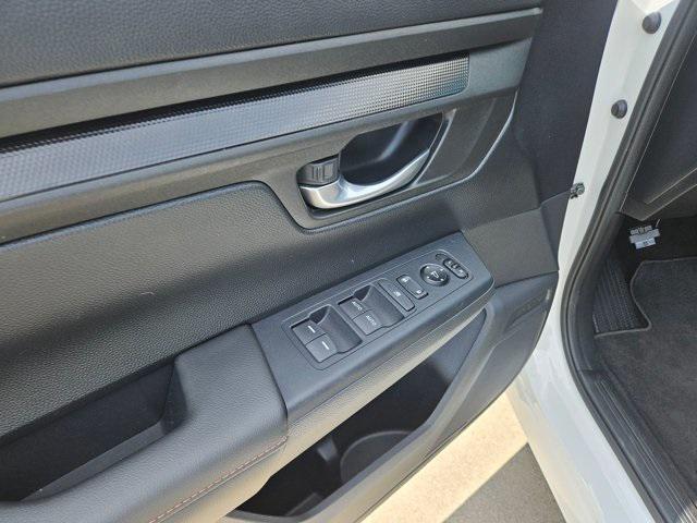 used 2025 Honda CR-V Hybrid car, priced at $29,995