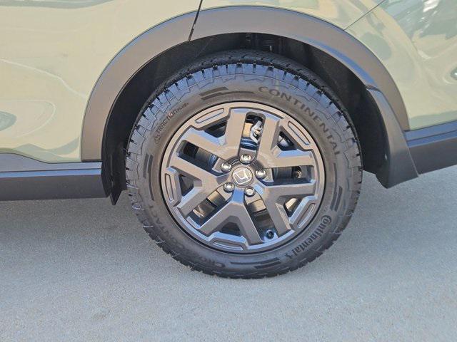 new 2026 Honda CR-V Hybrid car, priced at $38,764