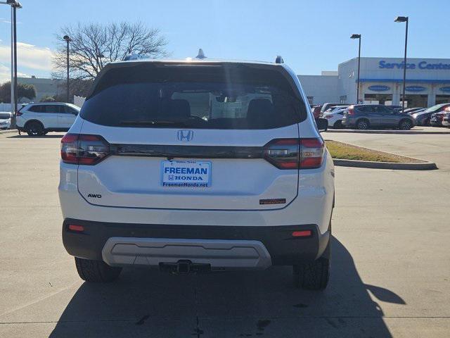 new 2025 Honda Pilot car, priced at $48,359