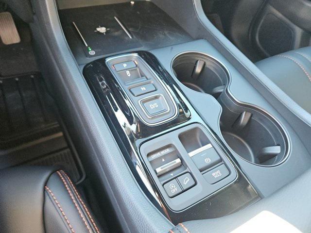 new 2025 Honda Pilot car, priced at $48,359