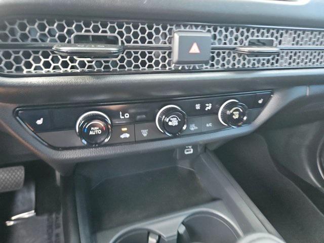 used 2025 Honda HR-V car, priced at $25,859