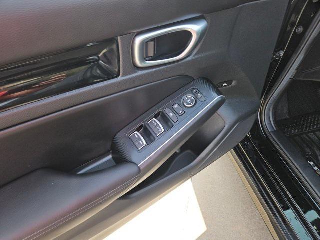 used 2025 Honda Civic Hybrid car, priced at $28,442