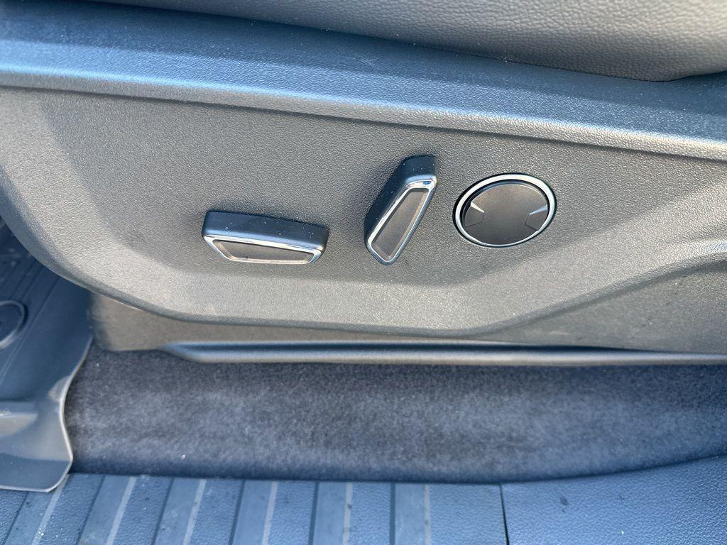 new 2026 Ford F-150 car, priced at $69,694