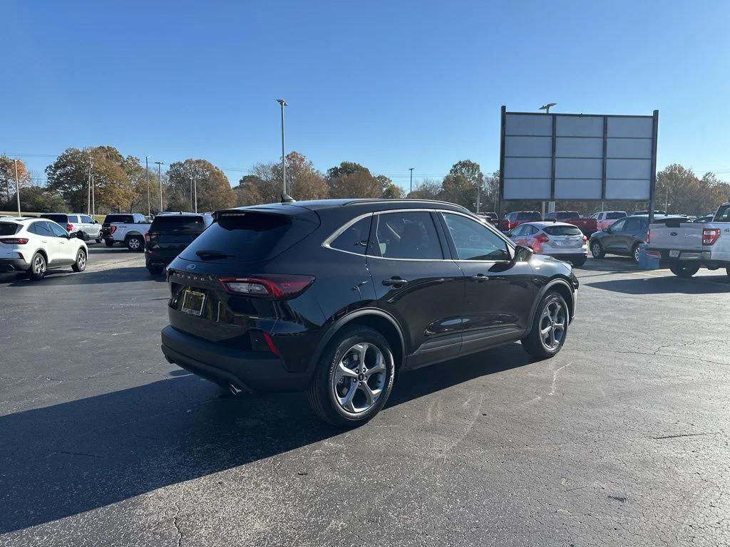 new 2026 Ford Escape car, priced at $32,855