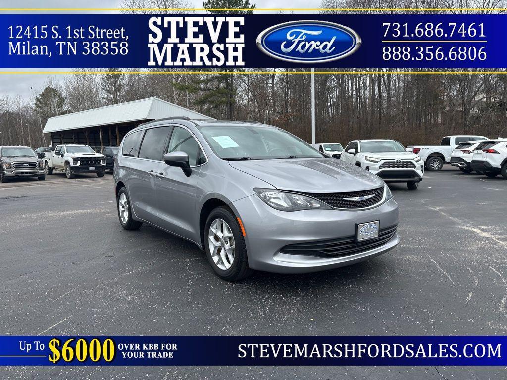 used 2018 Chrysler Pacifica car, priced at $14,975