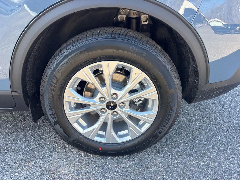 new 2026 Ford Escape car, priced at $31,611