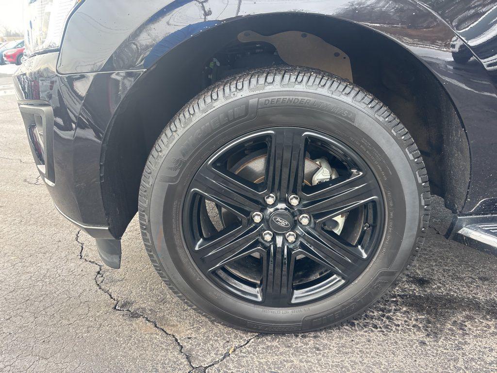 used 2021 Ford Expedition car, priced at $25,688