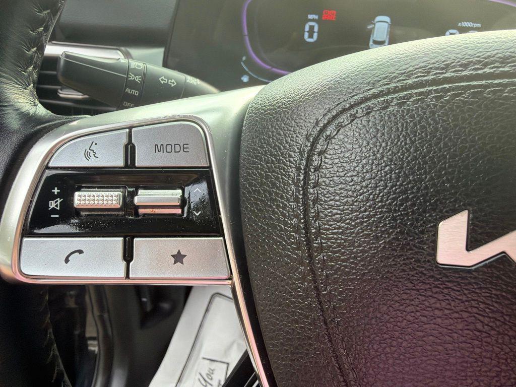 used 2025 Kia Telluride car, priced at $30,988