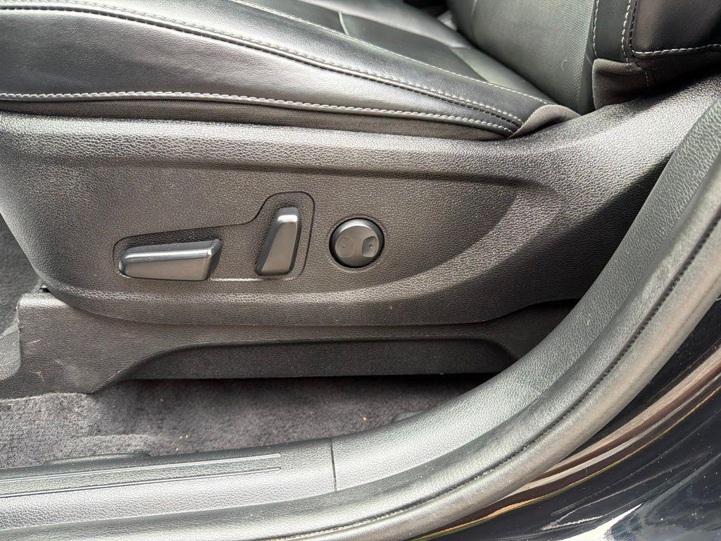 used 2025 Kia Telluride car, priced at $30,988