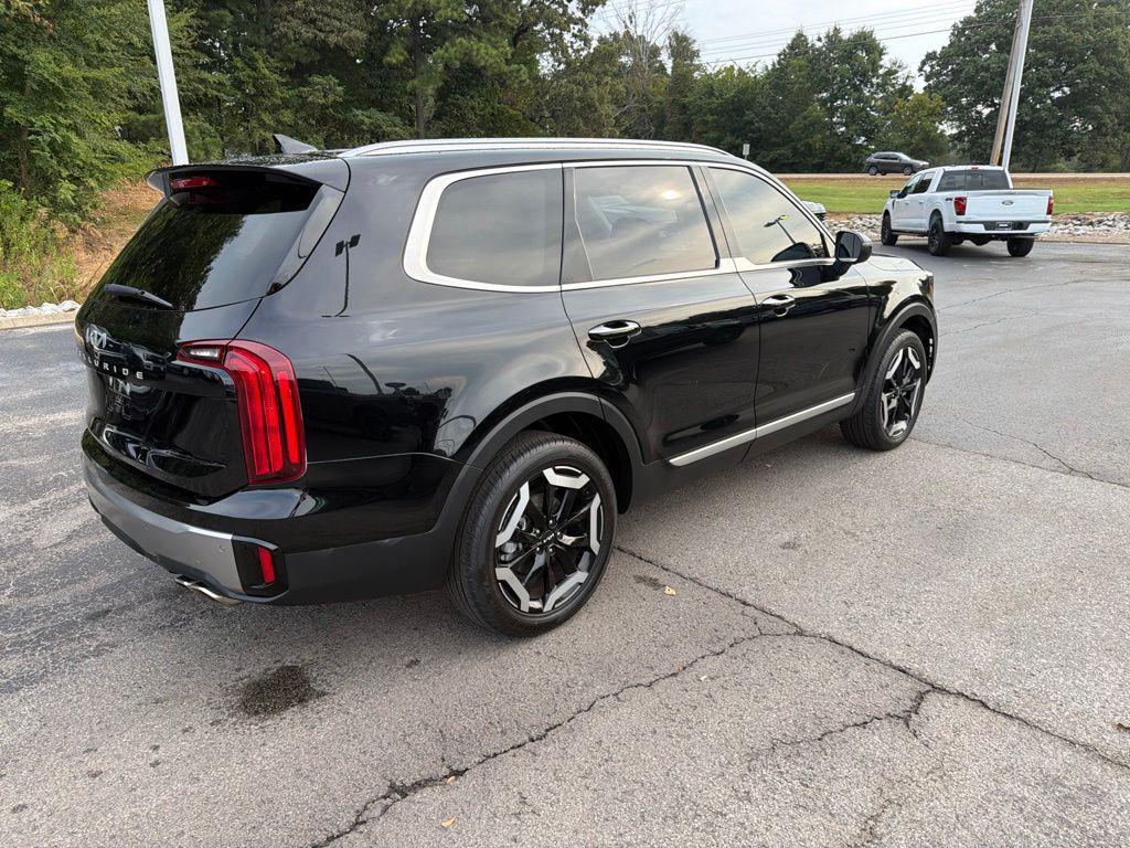 used 2025 Kia Telluride car, priced at $30,988
