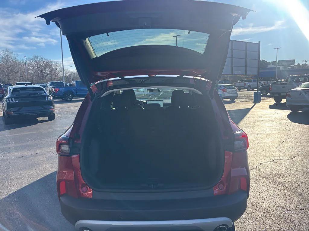 new 2025 Ford Escape car, priced at $33,781