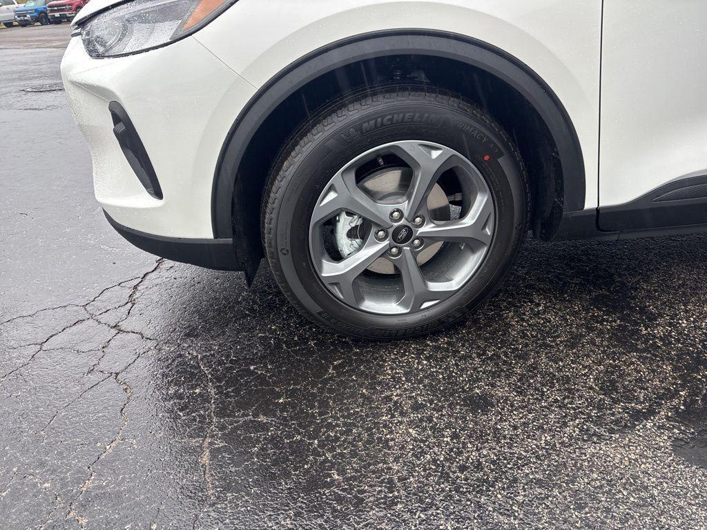 new 2026 Ford Escape car, priced at $34,459