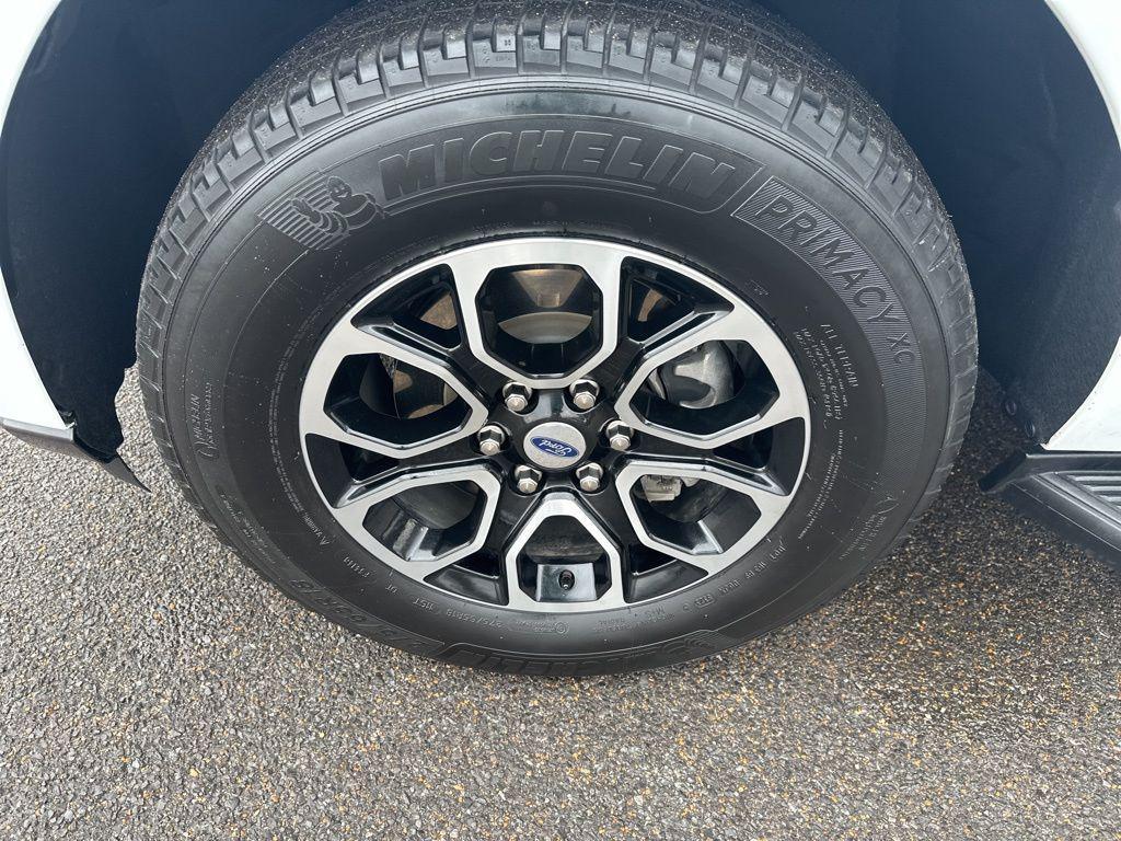 used 2024 Ford Expedition car, priced at $46,488