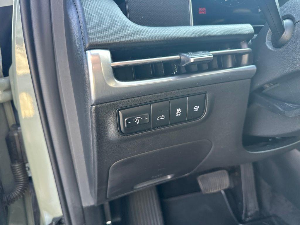 used 2025 Hyundai SANTA CRUZ car, priced at $31,788