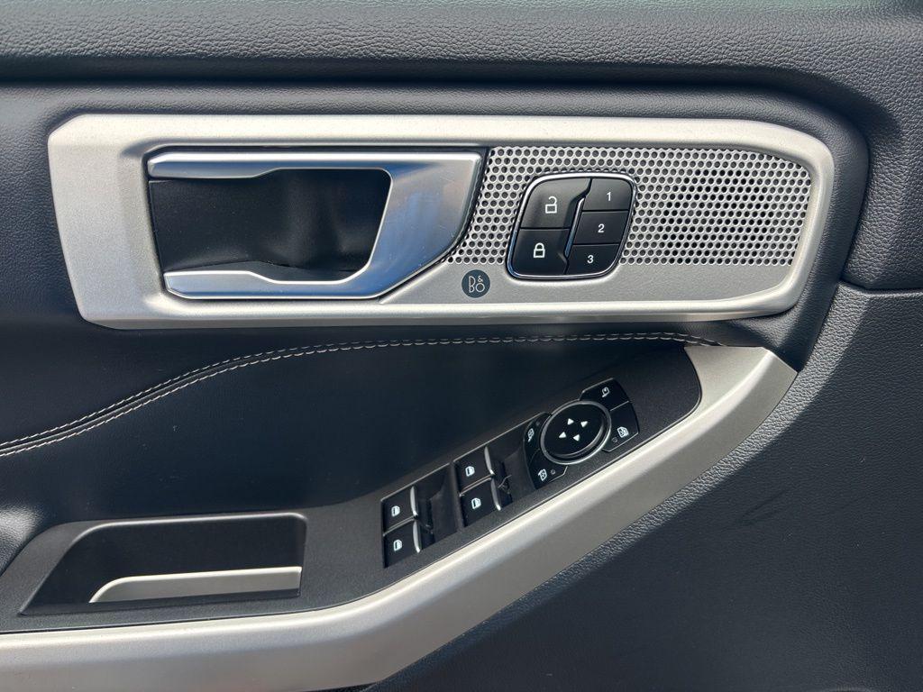 used 2023 Ford Explorer car, priced at $30,988